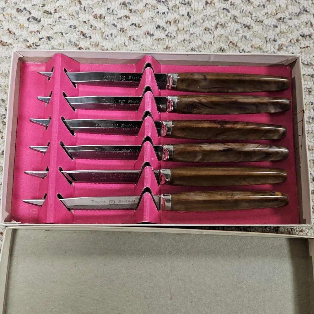 Vintage Regent Sheffield Steak Knife Set (6) Bakelite Catalin Handle w/ Box 1950